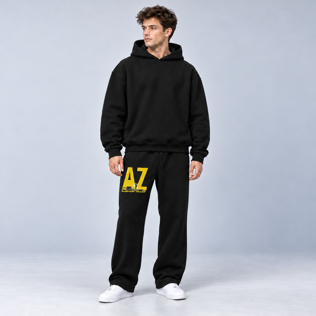 Alexander Zverev Tracksuit – Model Vorderansicht im grauen Studio