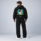 Carlos Alcaraz Tracksuit – Model Rückansicht im grauen Studio