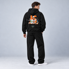 Jannik Sinner Tracksuit – Model Rückansicht im grauen Studio